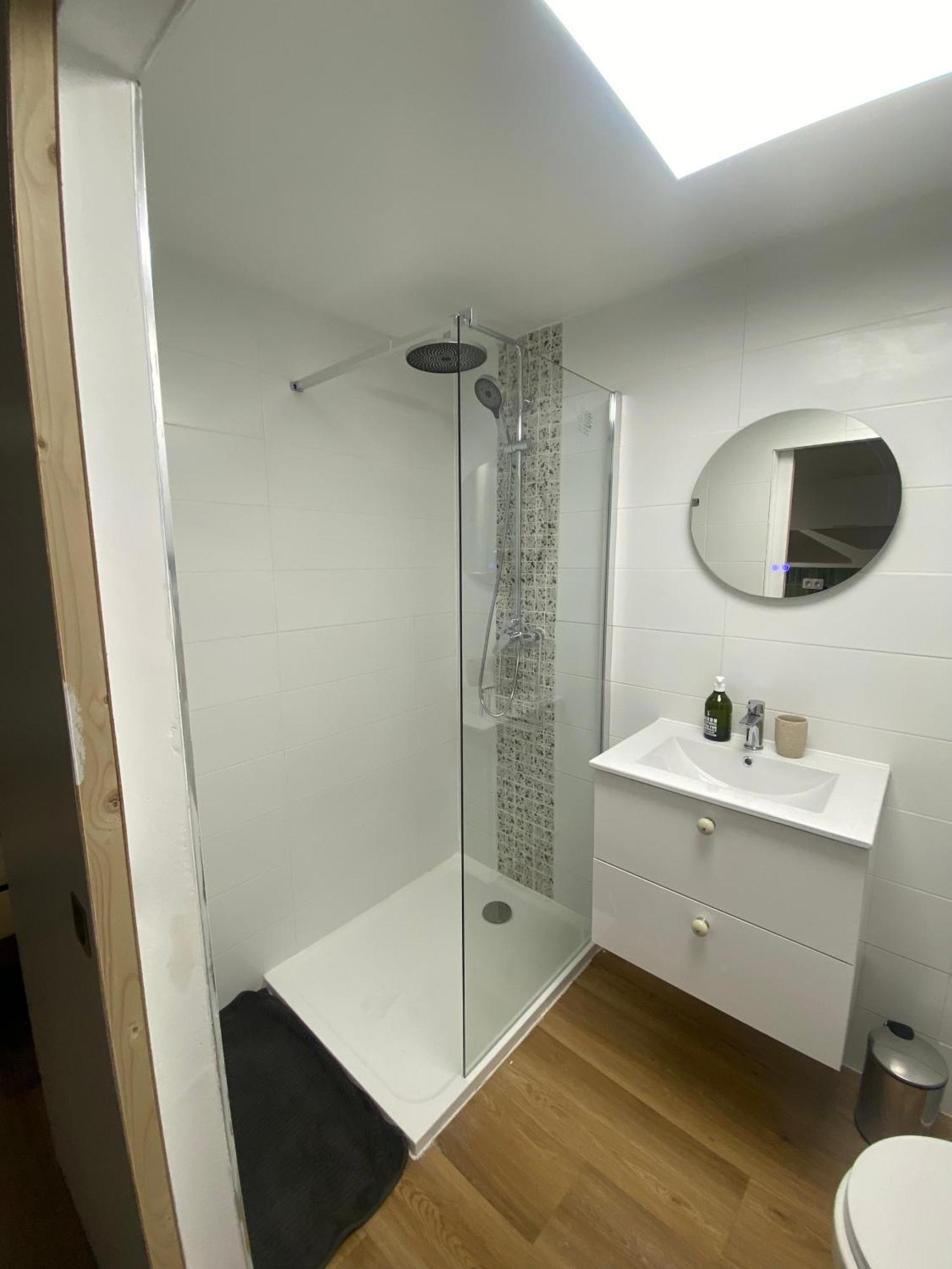 Charmant T2 Proche Arenes Apartment Ним Екстериор снимка